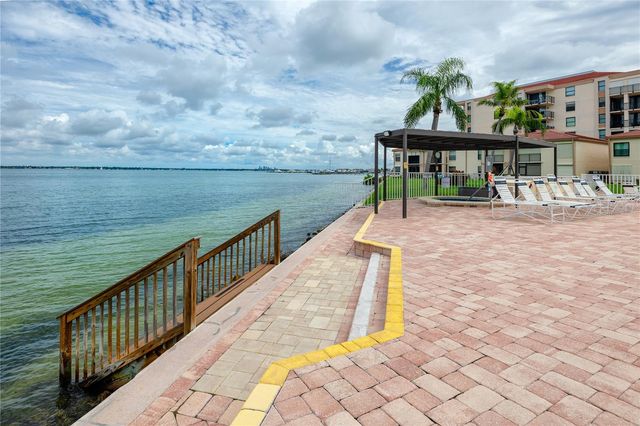 6177 SUN BOULEVARD 202, St Petersburg, FL 33715