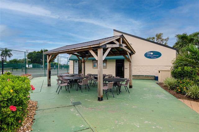 6177 SUN BOULEVARD 202, St Petersburg, FL 33715