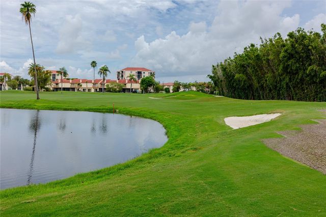 6177 SUN BOULEVARD 202, St Petersburg, FL 33715