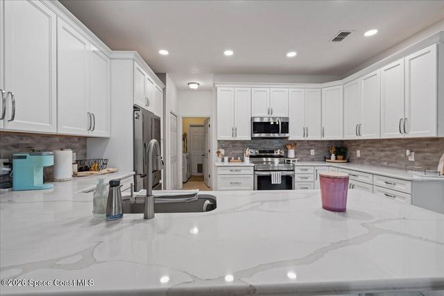 3271 Titanic Circle 39, Indialantic, FL 32903