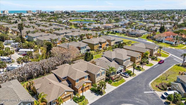 3271 Titanic Circle 39, Indialantic, FL 32903