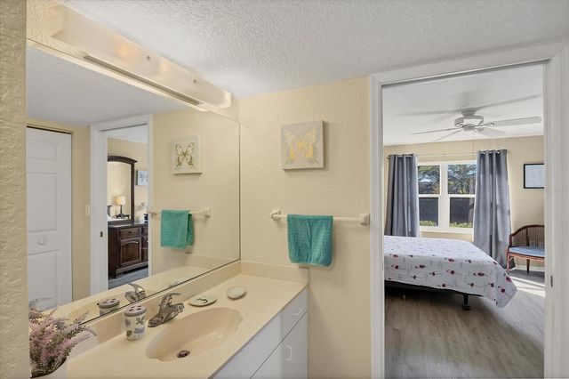 5725 GREENWOOD AVENUE 5103, North Port, FL 34287