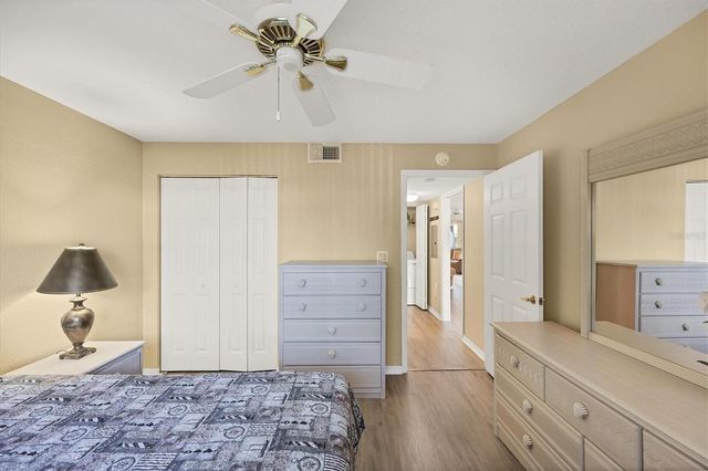 5725 GREENWOOD AVENUE 5103, North Port, FL 34287