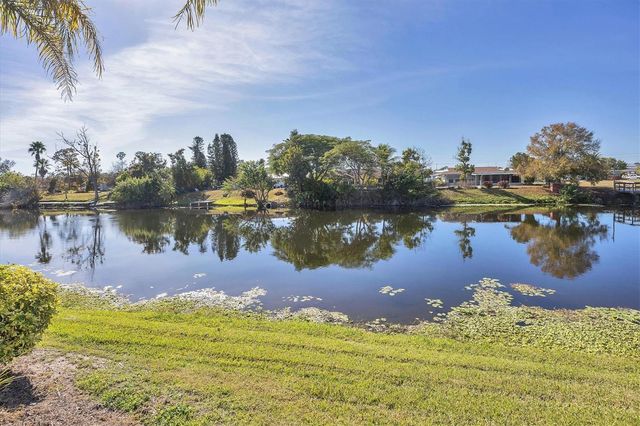 5725 GREENWOOD AVENUE 5103, North Port, FL 34287