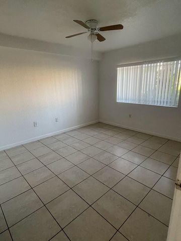 121 SW Palm Dr Apt 104, Port St Lucie, FL 34986