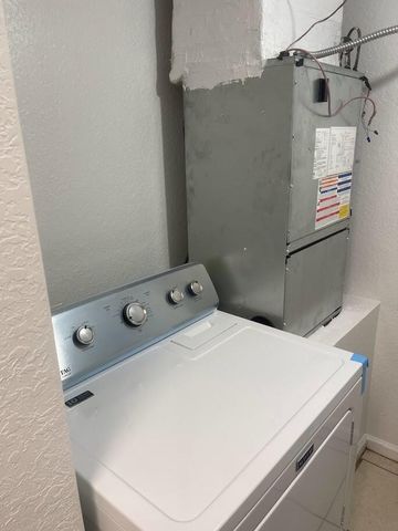 121 SW Palm Dr Apt 104, Port St Lucie, FL 34986