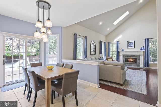 16 CUMMINGS RD, Monmouth Junction, NJ 08852