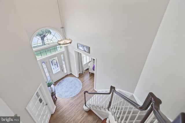 16 CUMMINGS RD, Monmouth Junction, NJ 08852