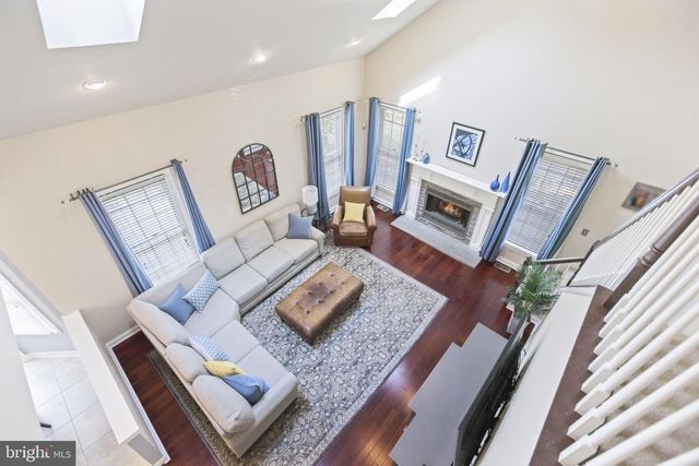 16 CUMMINGS RD, Monmouth Junction, NJ 08852