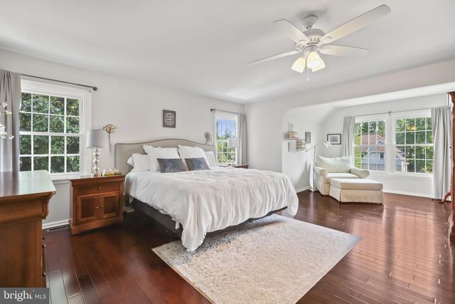 16 CUMMINGS RD, Monmouth Junction, NJ 08852