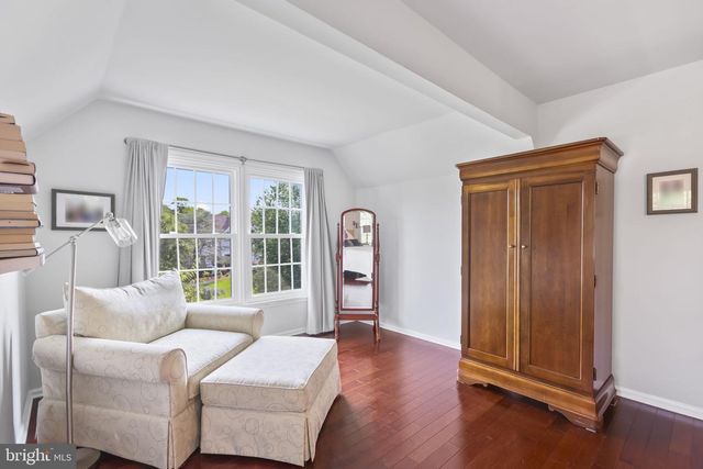 16 CUMMINGS RD, Monmouth Junction, NJ 08852
