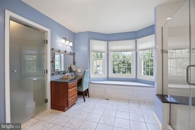 16 CUMMINGS RD, Monmouth Junction, NJ 08852