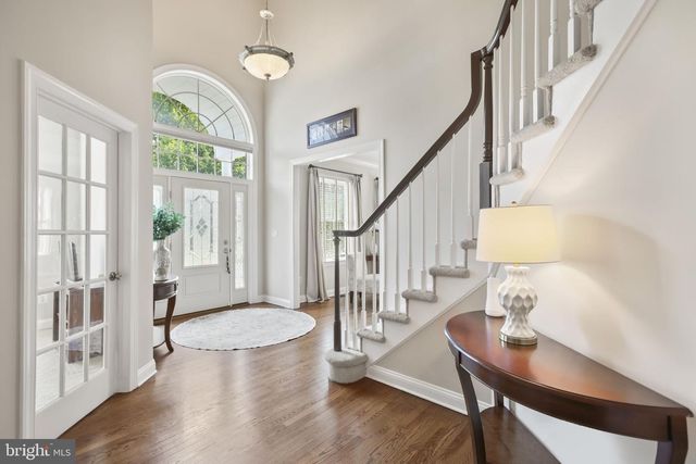 16 CUMMINGS RD, Monmouth Junction, NJ 08852