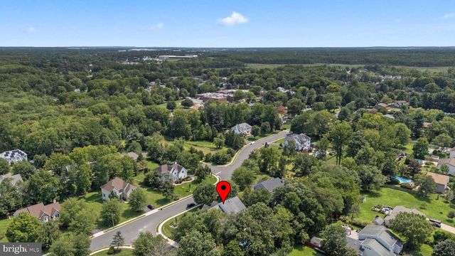 16 CUMMINGS RD, Monmouth Junction, NJ 08852