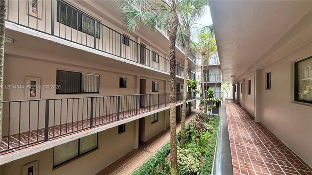 8540 SW 133rd Ave Road 219, Miami, FL 33183