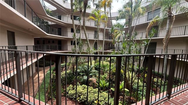 8540 SW 133rd Ave Road 219, Miami, FL 33183