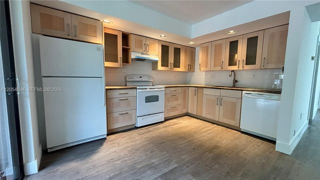 8540 SW 133rd Ave Road 219, Miami, FL 33183