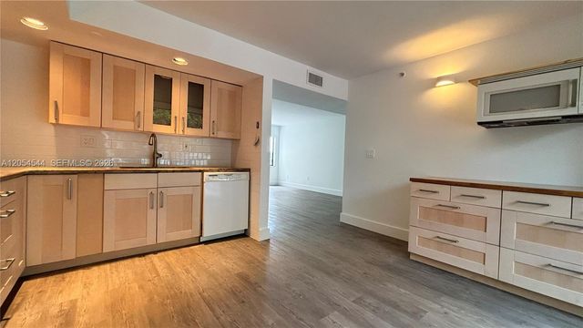 8540 SW 133rd Ave Road 219, Miami, FL 33183