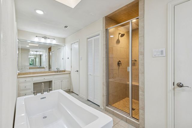 6139 Yellow Rock Trail, Dallas, TX 75248