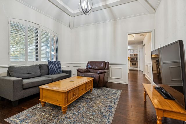 6139 Yellow Rock Trail, Dallas, TX 75248