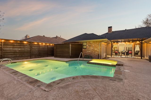 6139 Yellow Rock Trail, Dallas, TX 75248