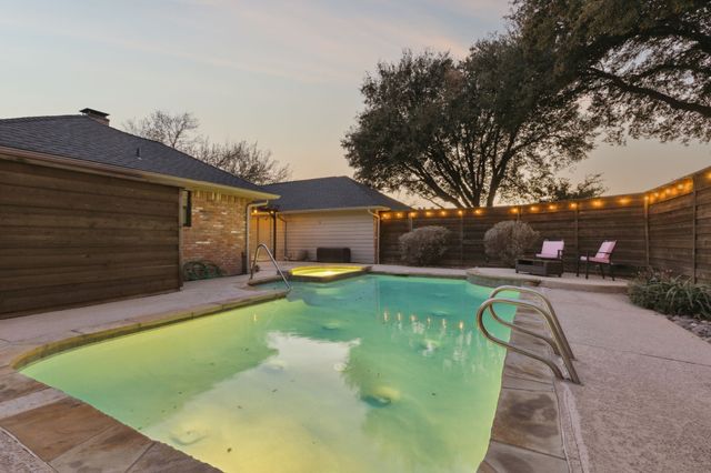 6139 Yellow Rock Trail, Dallas, TX 75248