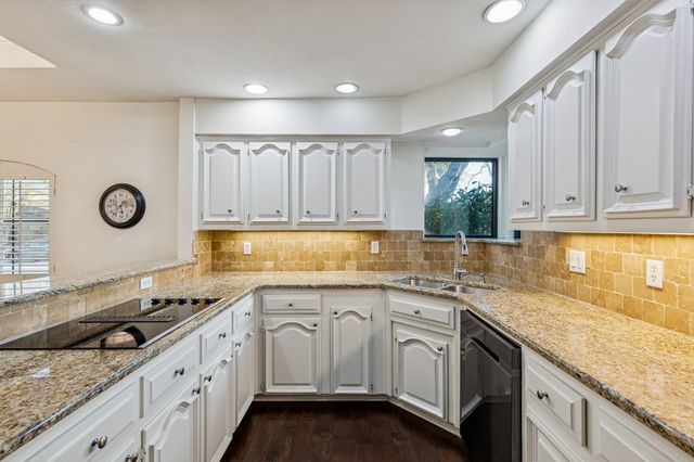 6139 Yellow Rock Trail, Dallas, TX 75248