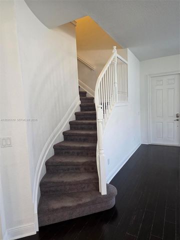 8671 Lakeside Bnd 1, Parkland, FL 33076