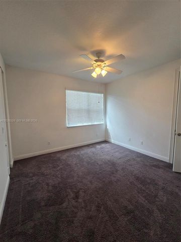 8671 Lakeside Bnd 1, Parkland, FL 33076