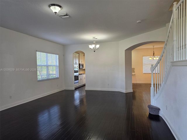 8671 Lakeside Bnd 1, Parkland, FL 33076