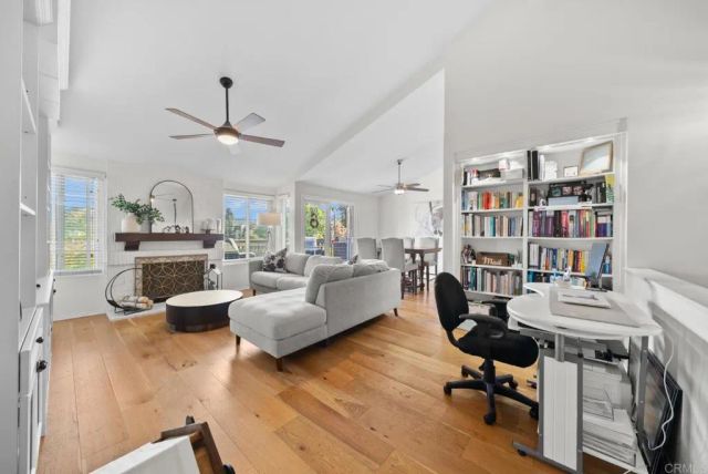 5965 Gaines Street, San Diego, CA 92110