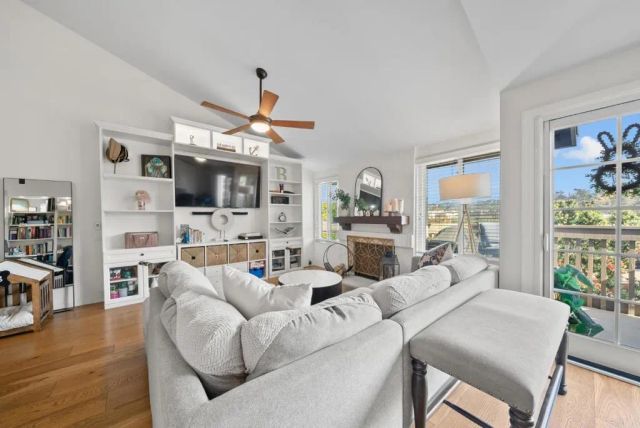 5965 Gaines Street, San Diego, CA 92110