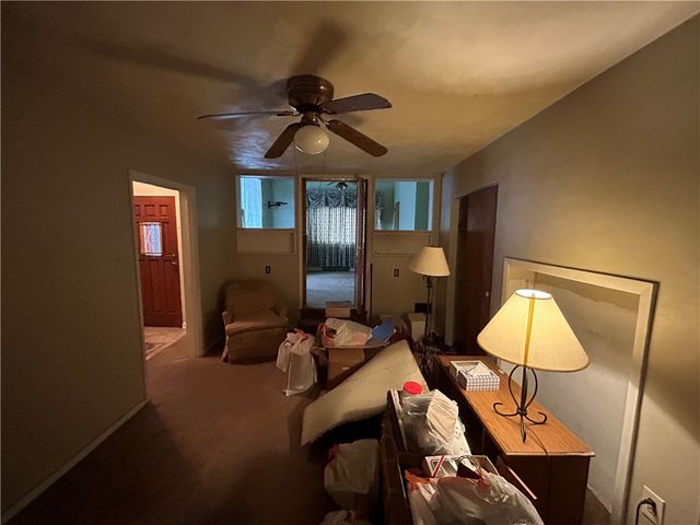 338 Taylor St, Bloomfield, PA 15224