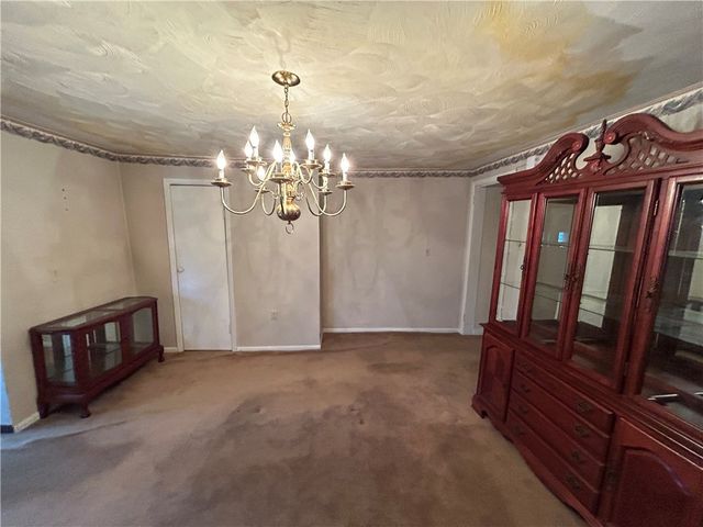 338 Taylor St, Bloomfield, PA 15224