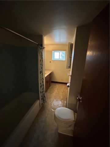 338 Taylor St, Bloomfield, PA 15224