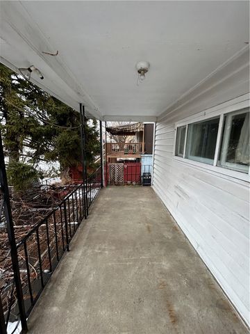 338 Taylor St, Bloomfield, PA 15224