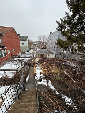 338 Taylor St, Bloomfield, PA 15224