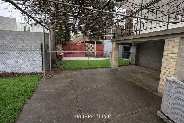 338 Taylor St, Bloomfield, PA 15224