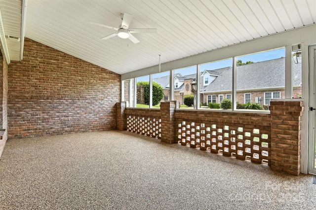 3131 9th Street Drive NE 53, Hickory, NC 28601