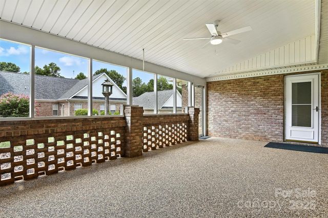 3131 9th Street Drive NE 53, Hickory, NC 28601