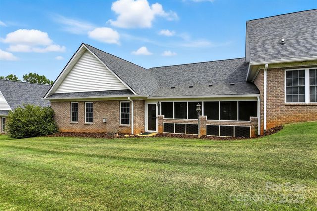 3131 9th Street Drive NE 53, Hickory, NC 28601