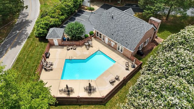 3131 9th Street Drive NE 53, Hickory, NC 28601