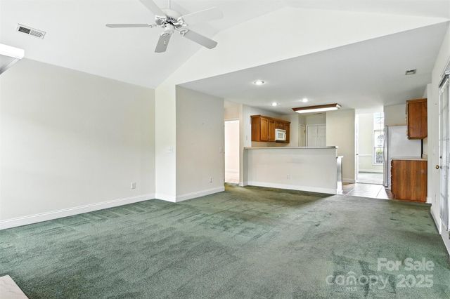 3131 9th Street Drive NE 53, Hickory, NC 28601