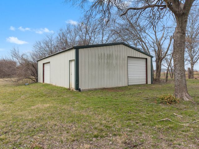 895 Hcr 2452 N, Hillsboro, TX 76645