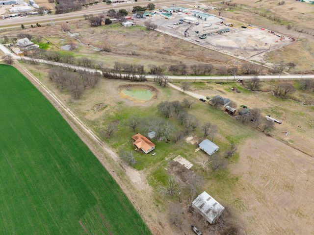 895 Hcr 2452 N, Hillsboro, TX 76645