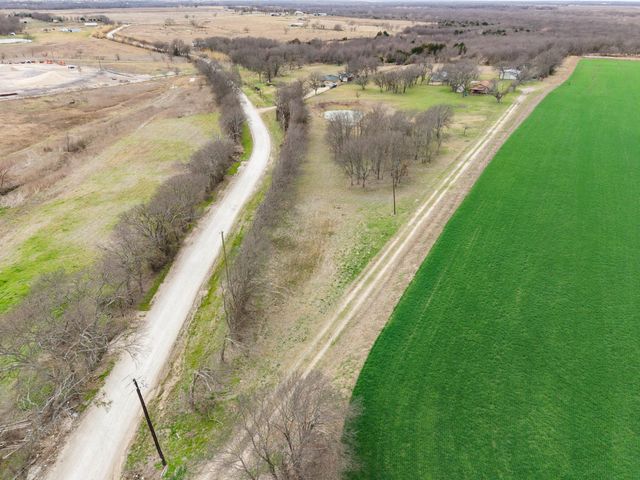 895 Hcr 2452 N, Hillsboro, TX 76645