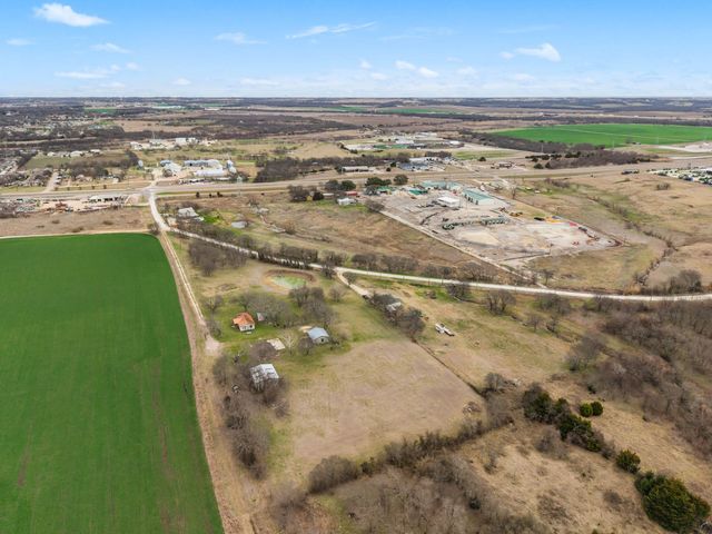 895 Hcr 2452 N, Hillsboro, TX 76645