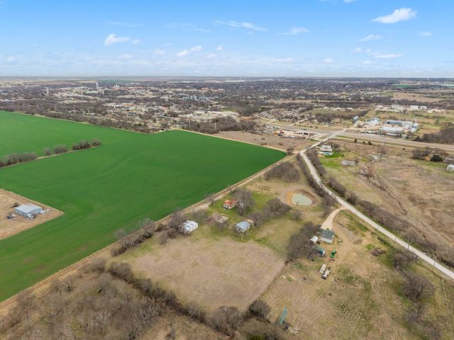 895 Hcr 2452 N, Hillsboro, TX 76645