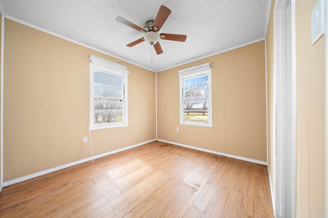 895 Hcr 2452 N, Hillsboro, TX 76645