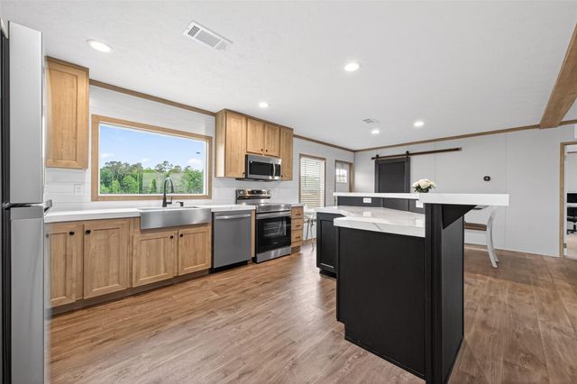 1218 Long Leaf Pine Street, Huffman, TX 77336